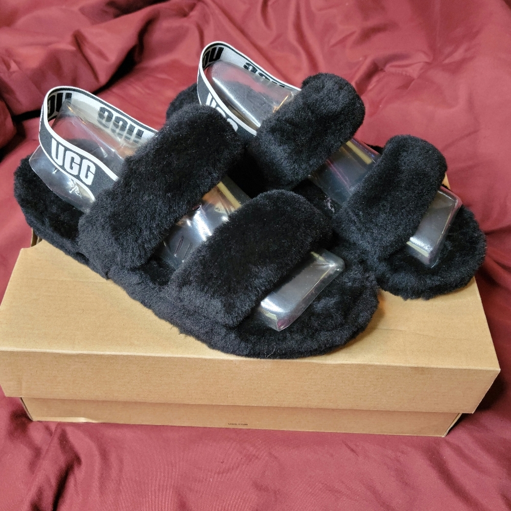 UGG OH YEAH sandals